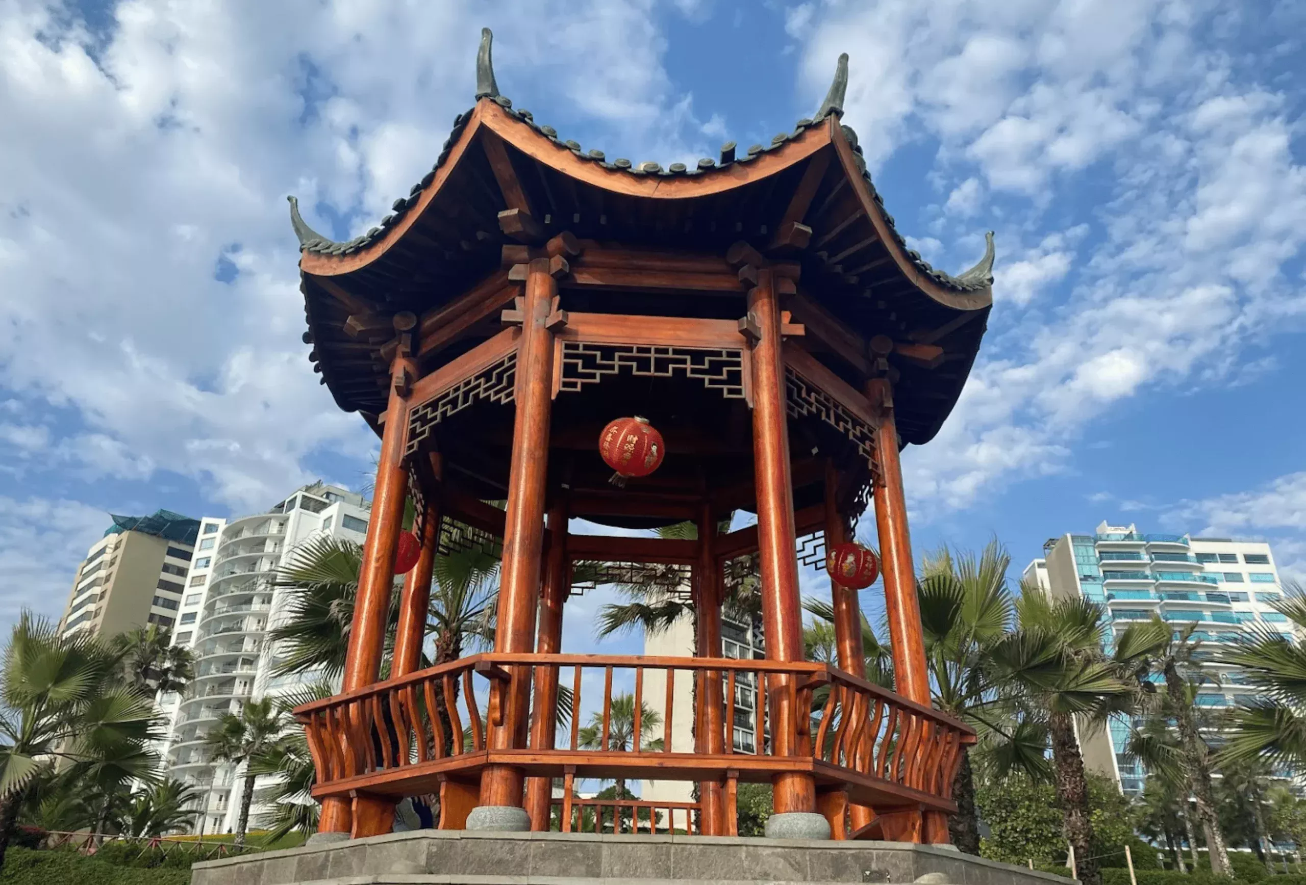 Un oasis oriental en el corazón de Lima: El Parque Chino